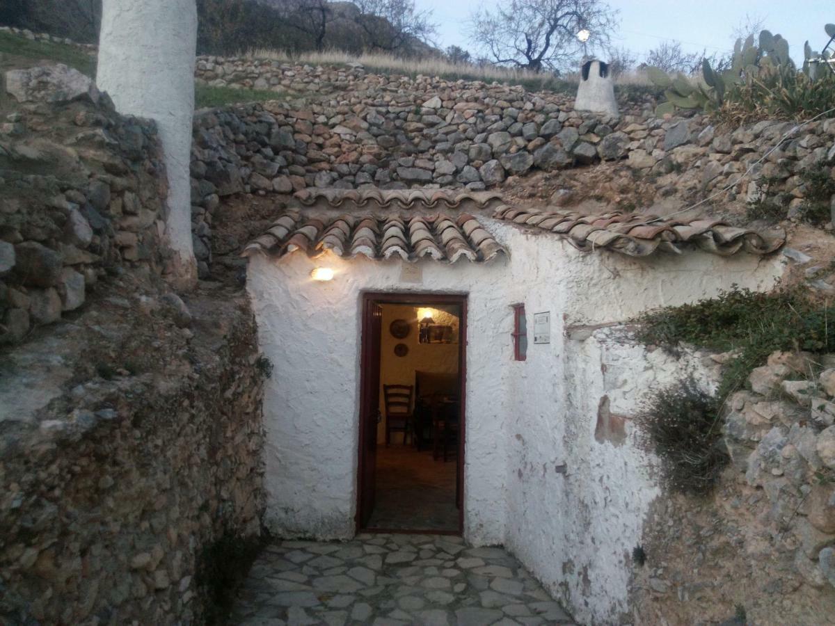 Cueva El Madrono Villa Pegalajar Exterior foto
